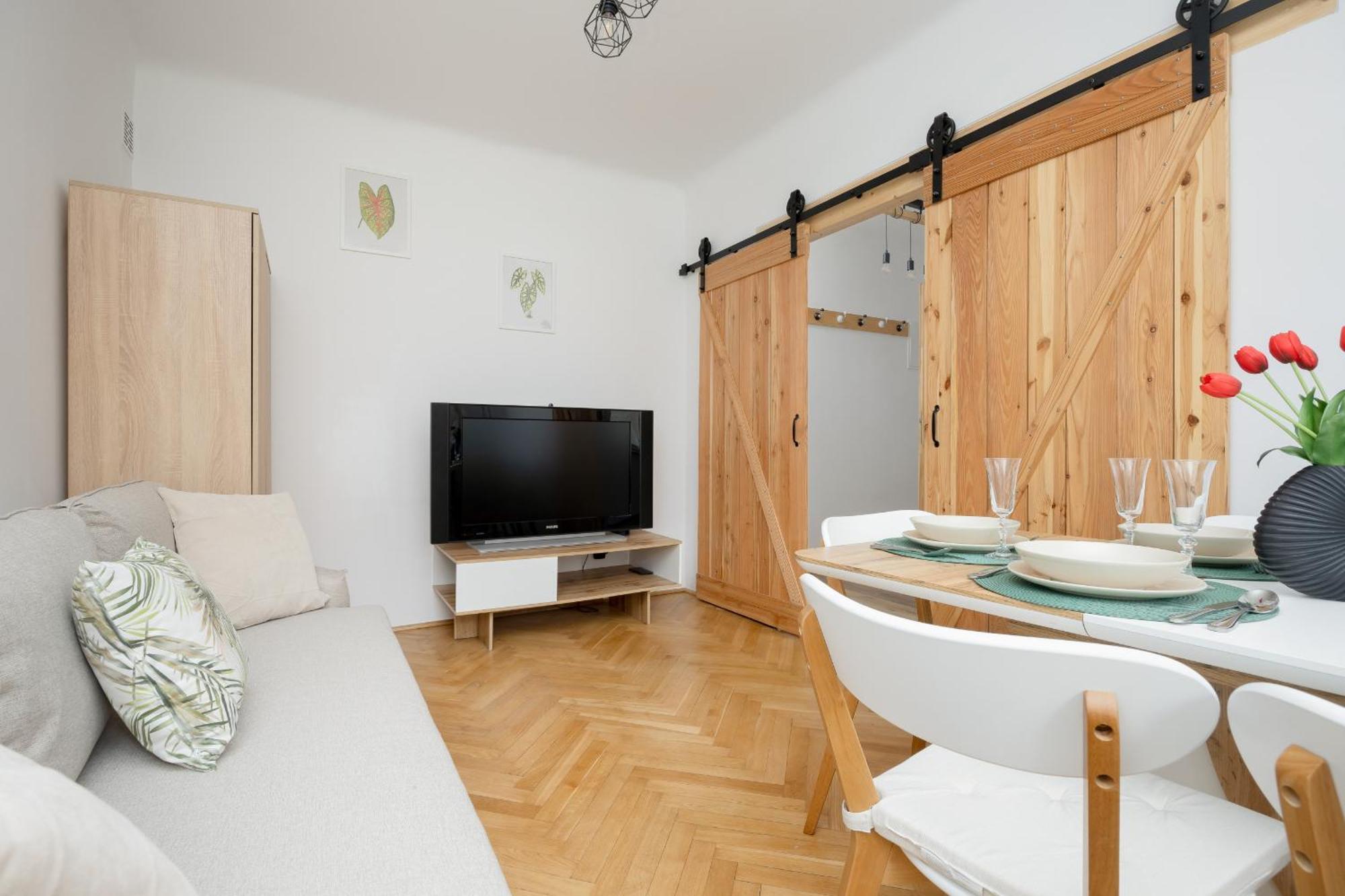 Spacious Apartment For 6 People Near The Old Town By Noclegi Renters Varsovia Exterior foto